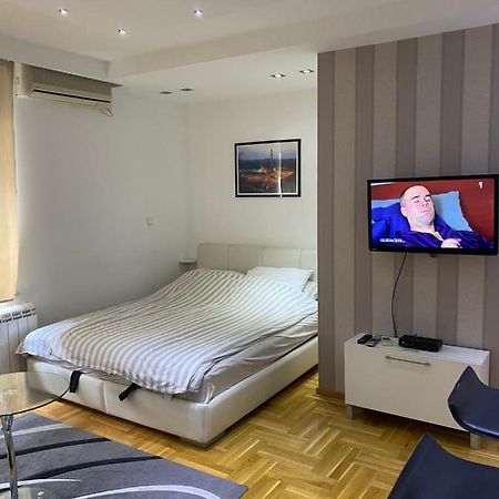 Apartamento Cika Ljuba Belgrado Exterior foto