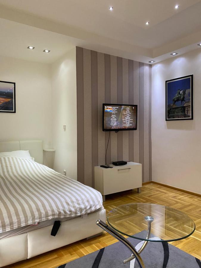 Apartamento Cika Ljuba Belgrado Exterior foto