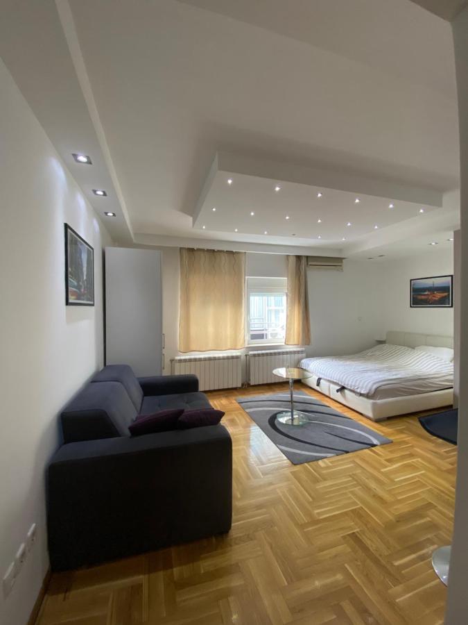Apartamento Cika Ljuba Belgrado Exterior foto