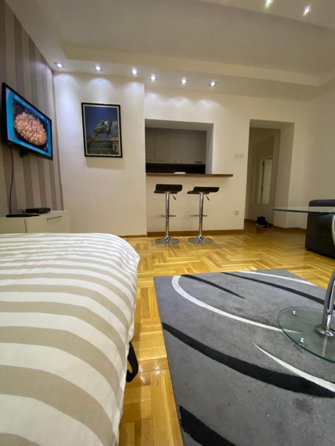 Apartamento Cika Ljuba Belgrado Exterior foto