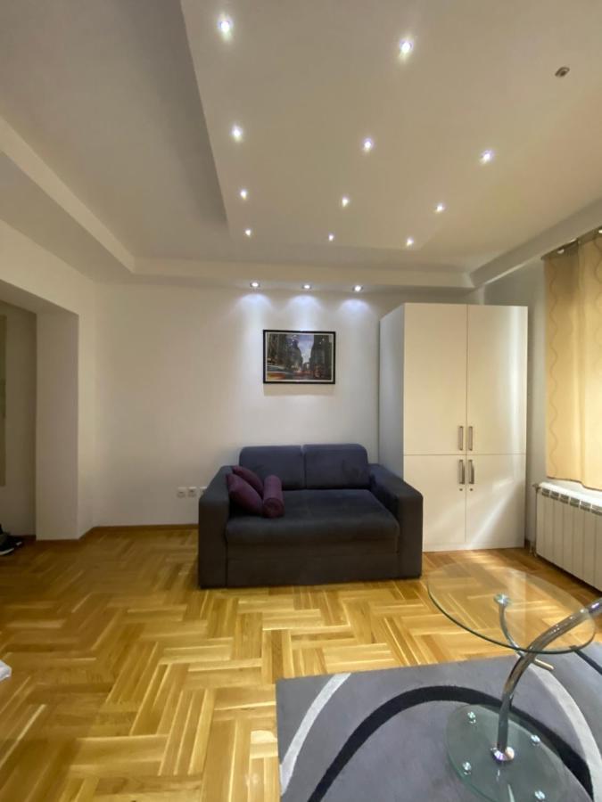 Apartamento Cika Ljuba Belgrado Exterior foto